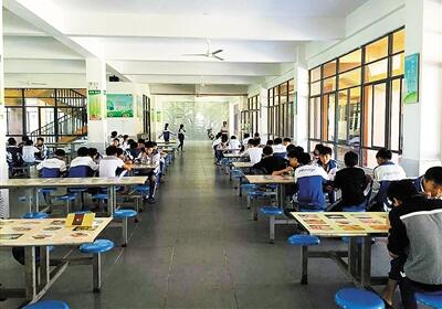 寧?？h知恩中學(xué)首家“5H示范食堂”全新面世